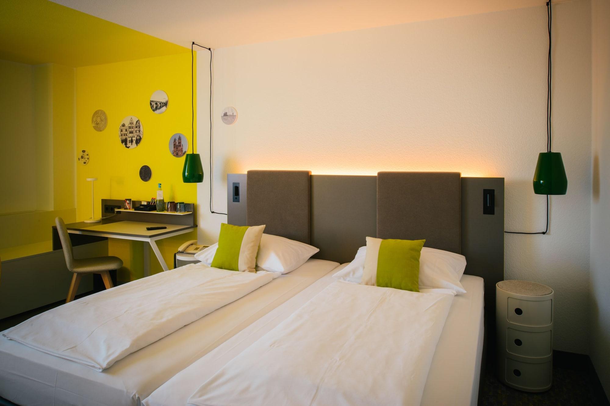Vienna House Easy By Wyndham Limburg Hotel Limburg an der Lahn Bagian luar foto