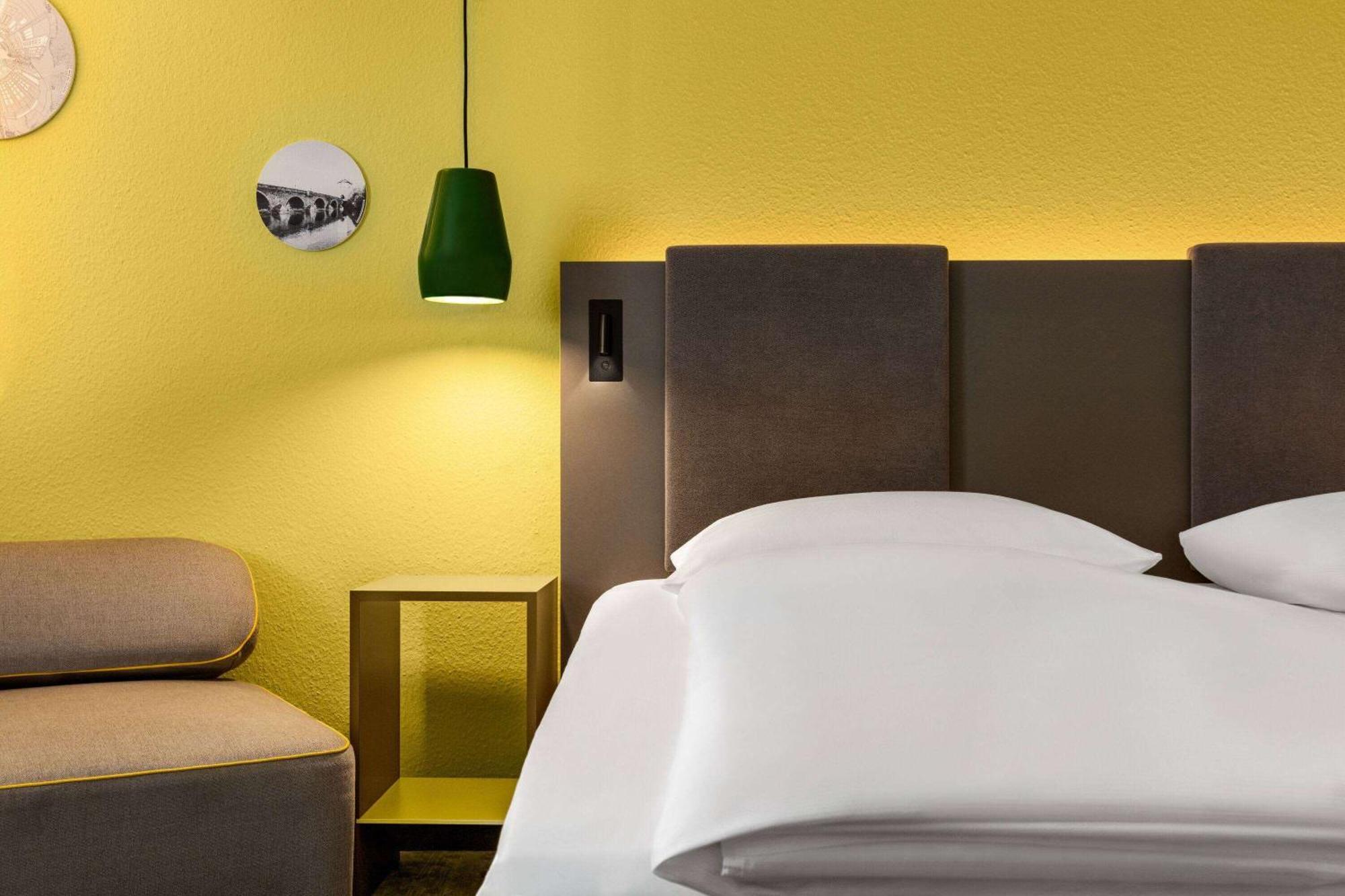 Vienna House Easy By Wyndham Limburg Hotel Limburg an der Lahn Bagian luar foto