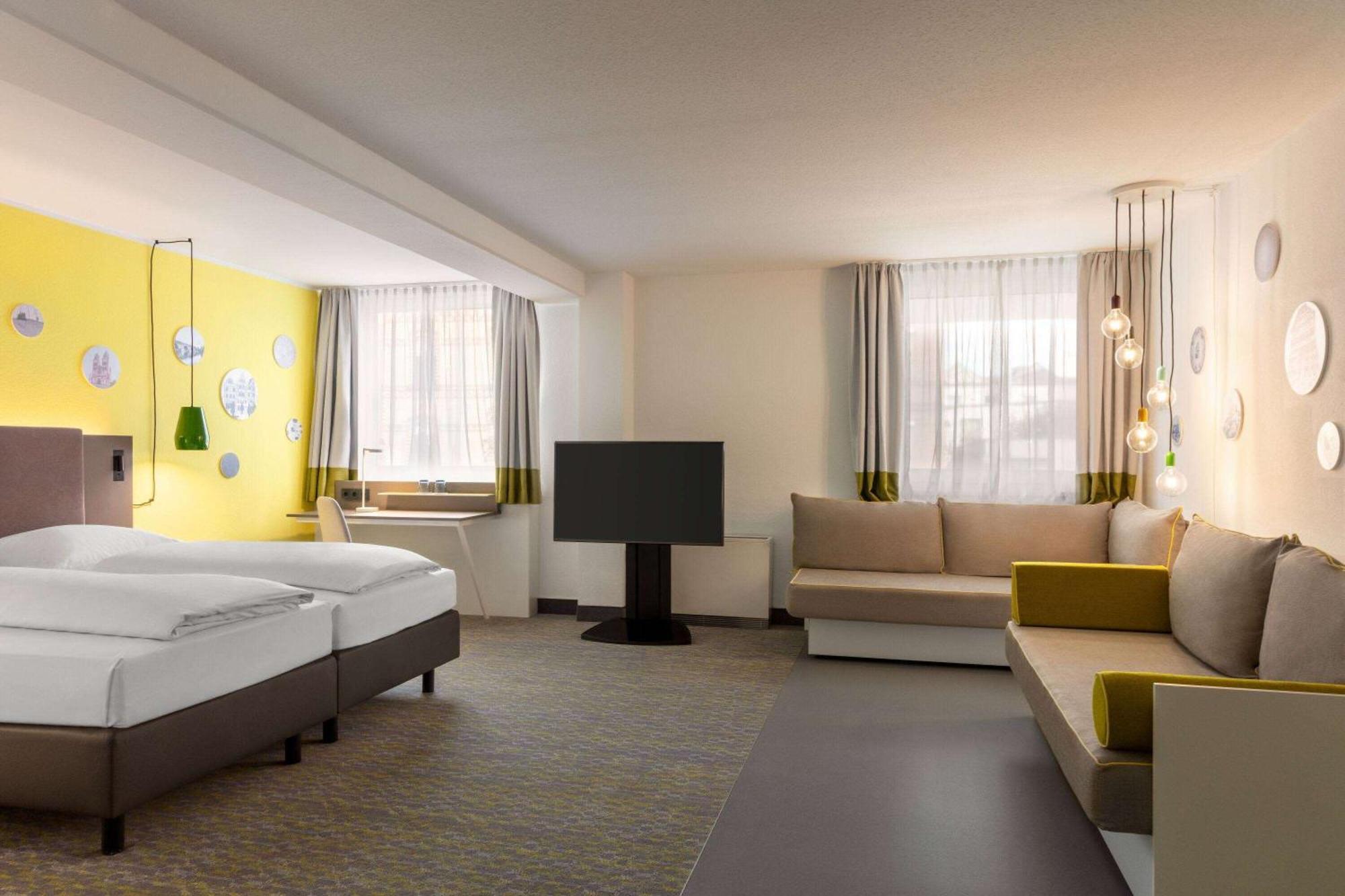Vienna House Easy By Wyndham Limburg Hotel Limburg an der Lahn Bagian luar foto