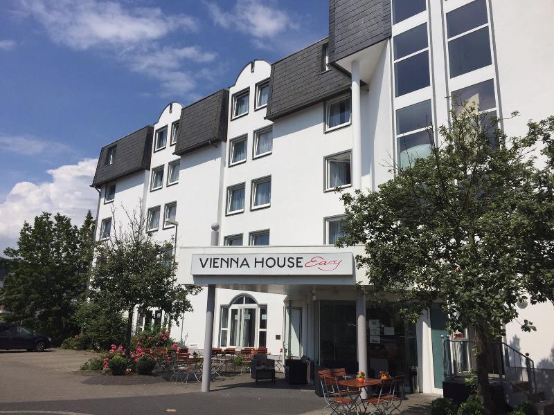 Vienna House Easy By Wyndham Limburg Hotel Limburg an der Lahn Bagian luar foto